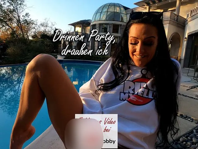 Pool für mich allein, drinnen wird es wild